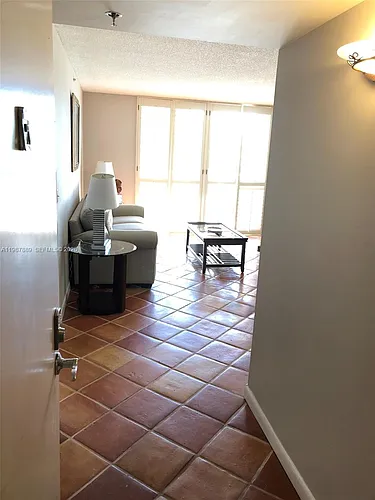19901 E Country Club Dr #2206 Photo 1