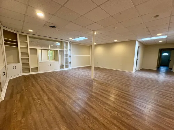 1325 W Poplar, 1325 W Poplar St Floor 1, York, PA 17404