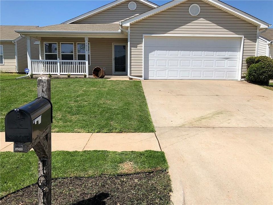 1st image of 1013 Tulip Dr