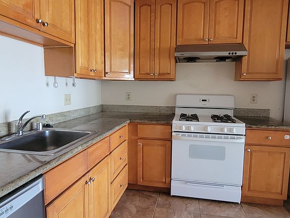 3rd image of 2045 Balboa St #1