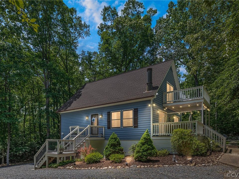 1st image of 139 Lakewood Cir