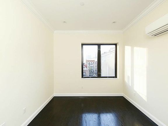 4th image of 23 Hemenway St #12