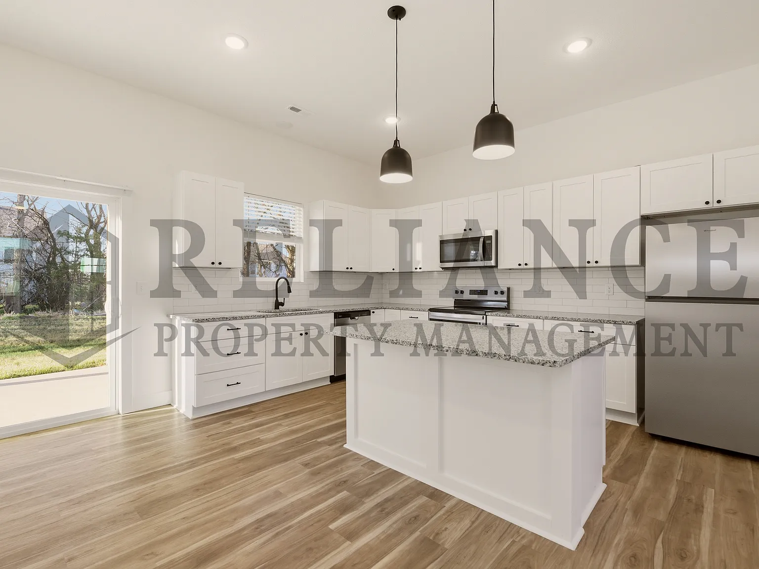 707 E Elmwood St - 1 — Photo 3