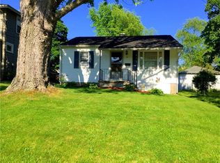 99 Baker Ave, Hermitage, PA 16148