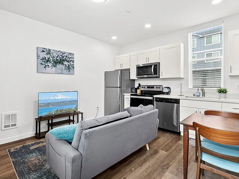 4329 S Puget Sound Ave #202 — Photo 6