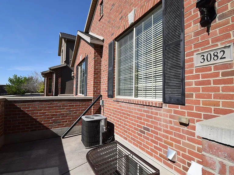 3082 S Crews Hill Ct — Photo 3
