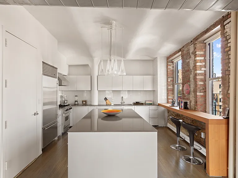 429 Greenwich St #8A — Photo 5