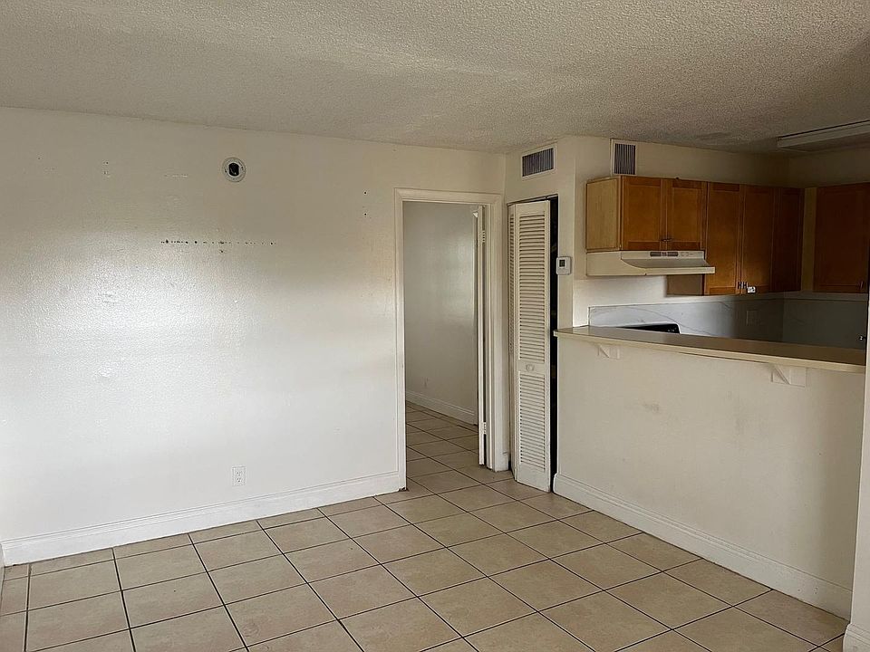 1st image of 95 NE 41st St APT I141