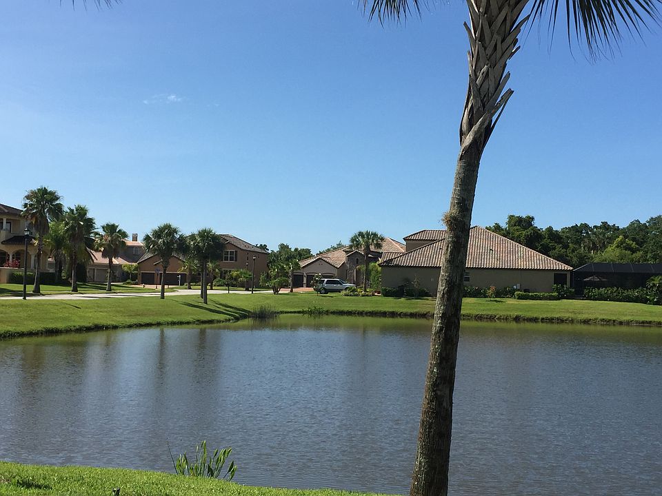 1st image of 352 Cocoplum Ct