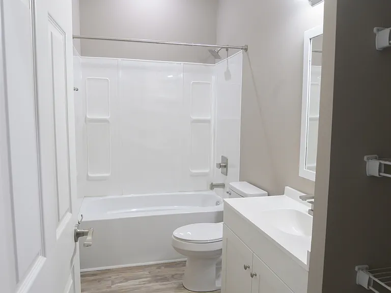 406 S 20th St — Photo 5