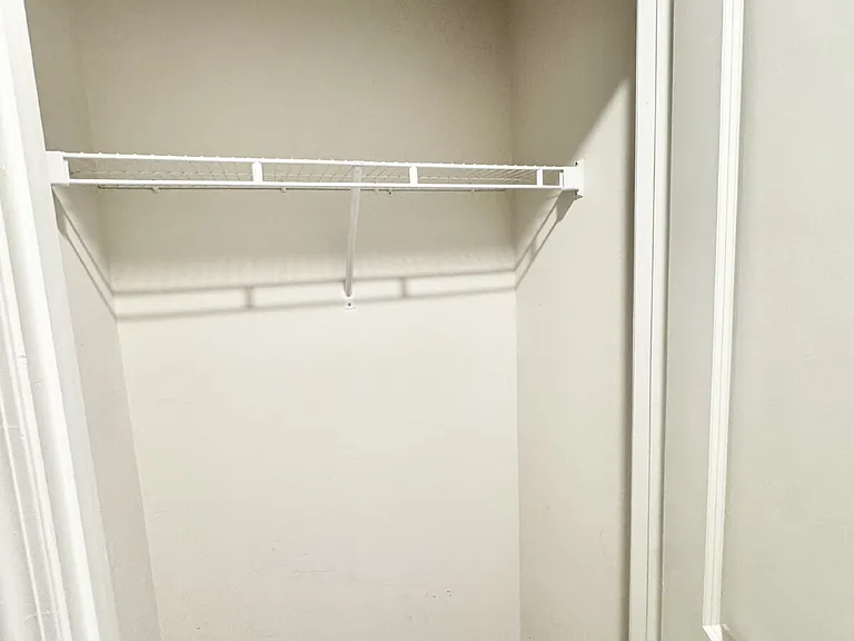 203 Oakmont Valley Trl — Photo 8