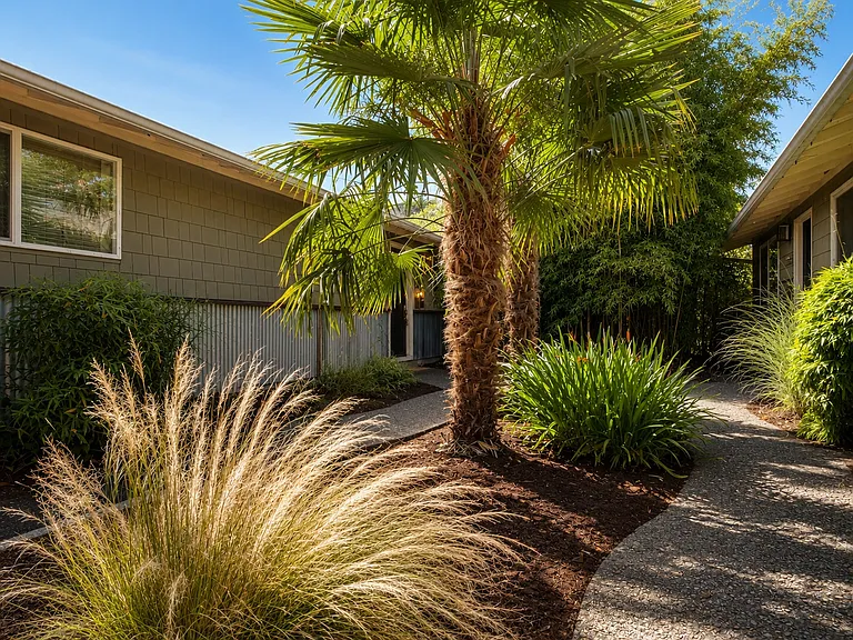 5545 SE 85th Ave — Photo 3