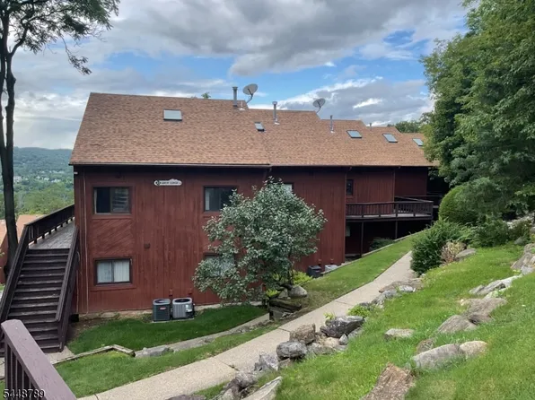 13 Great Gorge Dr BLDG 13 #4, Vernon Twp., NJ 07462