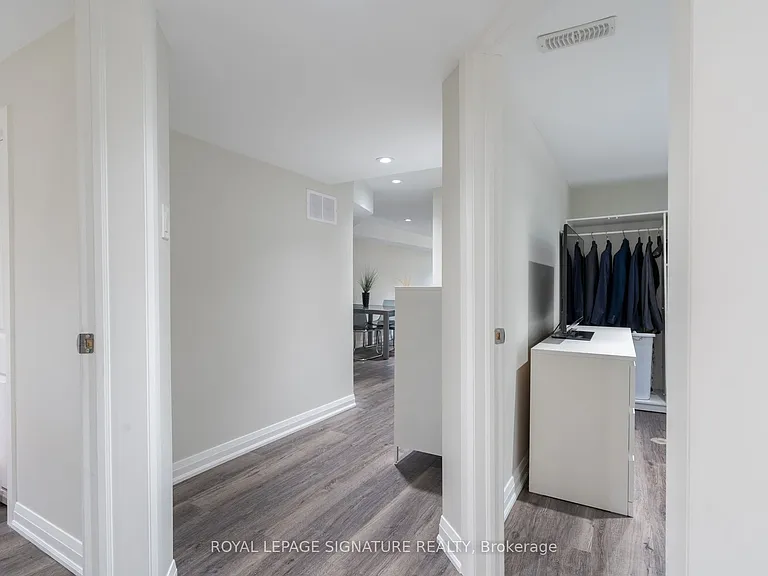 305 Blue Grass Blvd #BASEMENT — Photo 18