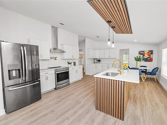 2nd image of 13043 Gennaro Rd
