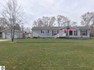 10928 Monroe Rd, Elwell, MI 48832