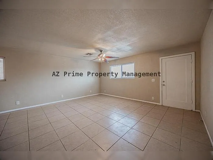 2062 E Nancy Ln — Photo 8