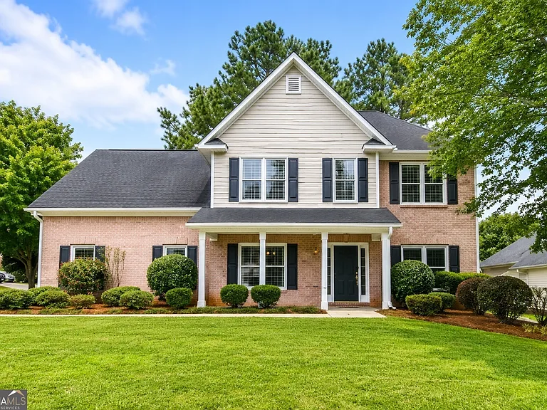 3380 Maple Terrace Dr — Photo 1