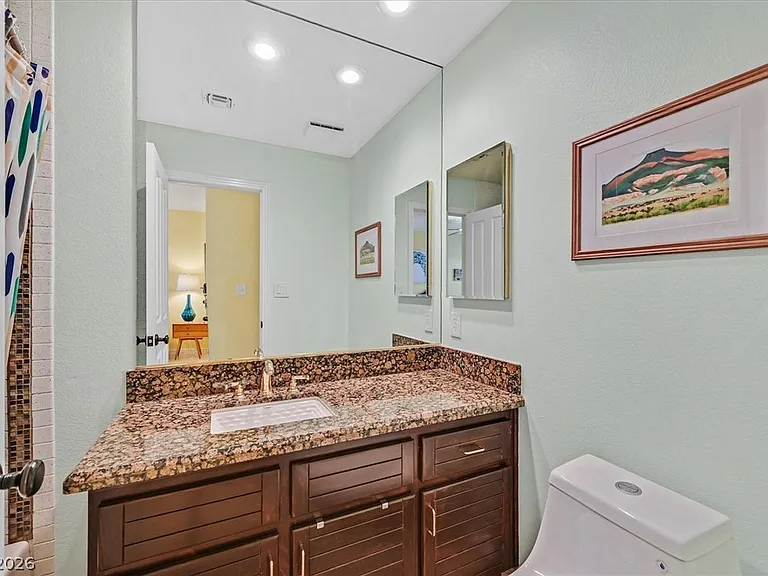 8161 Round Hills Cir — Photo 21