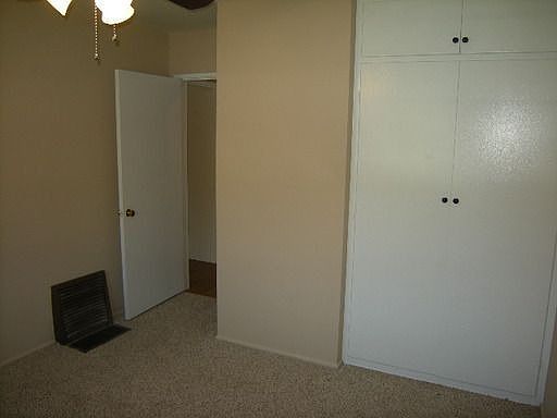 4th image of 1455 N Altadena Dr