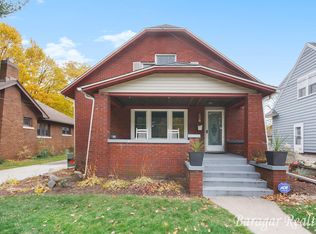 536 Kent Hills Rd NE, Grand Rapids, MI 49505