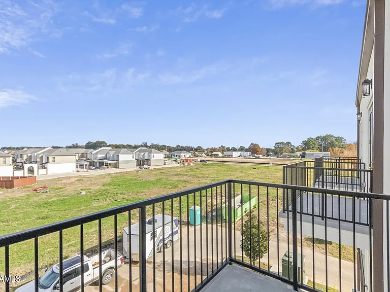 200 Prescott Blvd #303 — Photo 11