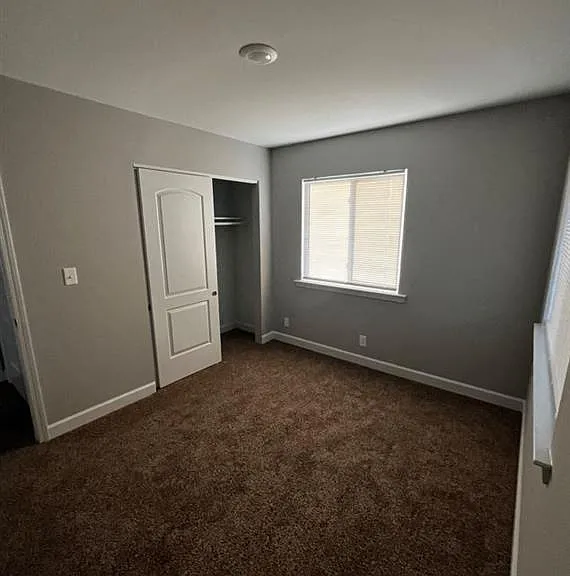 Skylark Point Apartments — Photo 22