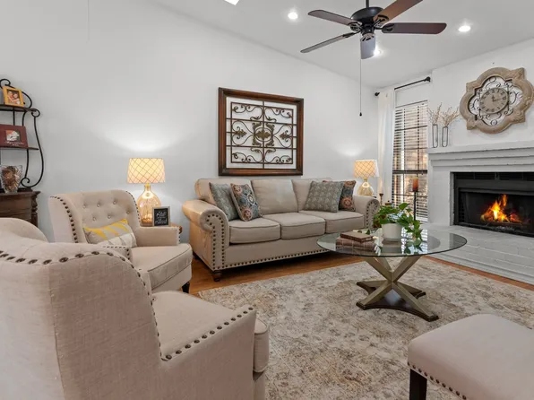 2116 Cottage Oak Ln, Colleyville, TX 76034