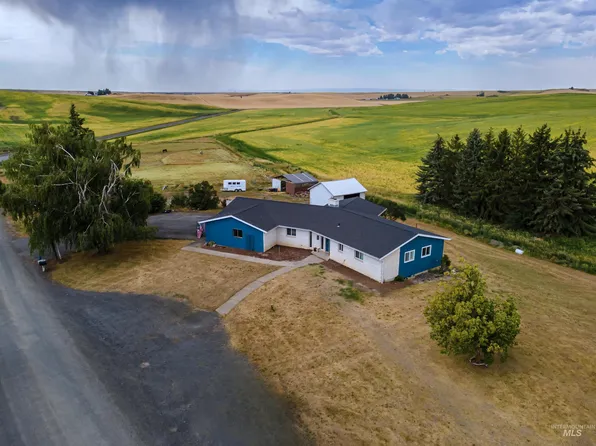 1011 Berger Rd, Genesee, ID 83832