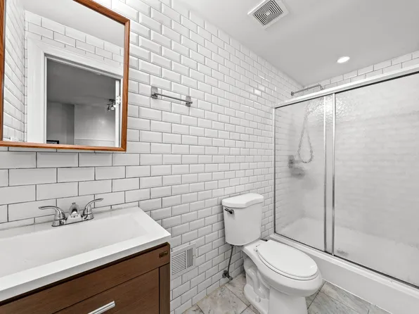 476a Jefferson Avenue image 8 of 9