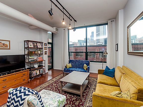 3rd image of 400 W Ontario St APT 712