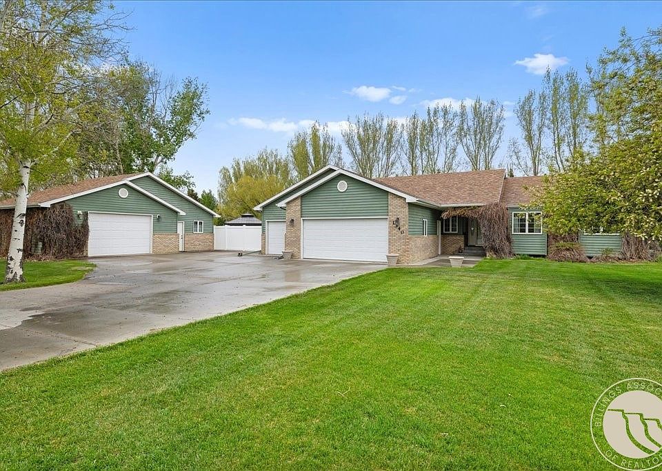 1st image of 1340 Cloverleaf Pl