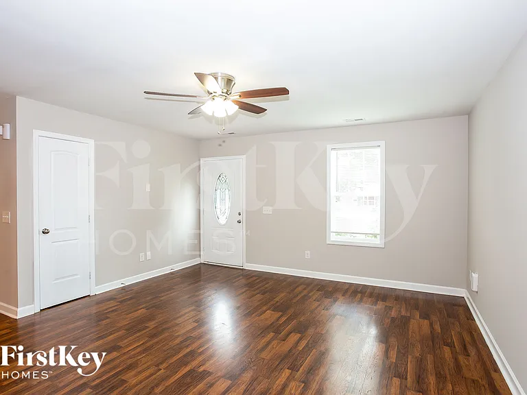 100 Ash Ave NW — Photo 6