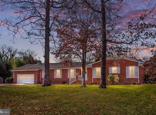 104 Hardwood Ln, Fredericksburg, VA 22408