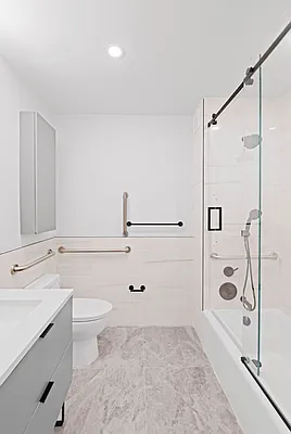 Rented by REAL New York | media 35