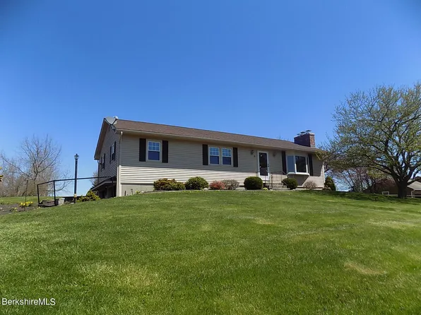 85 Highfield Dr, Lee, MA 01238
