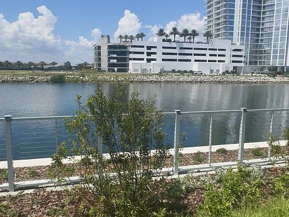 5th image of 5200 W Tyson Ave