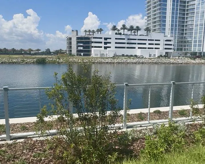 5200 W Tyson Ave — Photo 5
