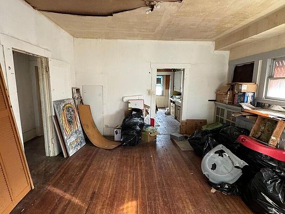 5th image of 1144 DENVER