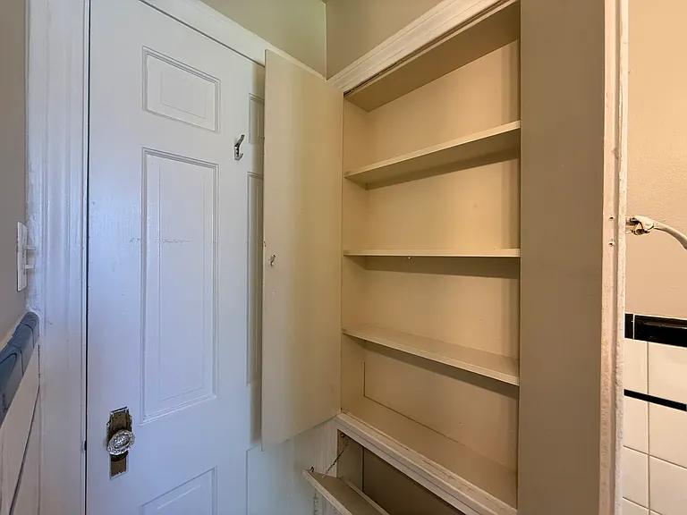 2525 Glenmary Ave #3 — Photo 19