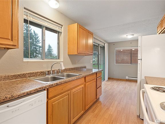 4th image of 21108 Church Lake Dr E
