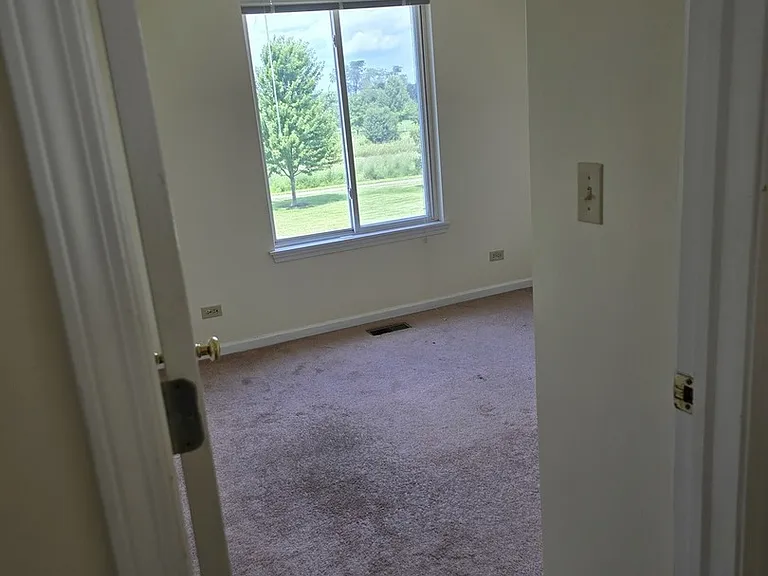 2135 Feldott Ln — Photo 18