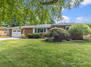 4466 Restmor St SW, Grandville, MI 49418