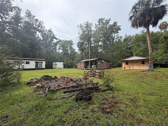 2nd image of 17850 SE 32ND TERRACE