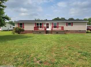 2344 Peppertree Rd, La Grange, NC 28551