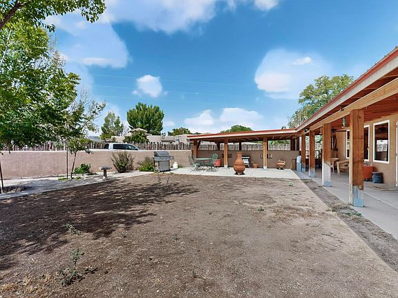 2nd image of 251 Sichler Rd SW