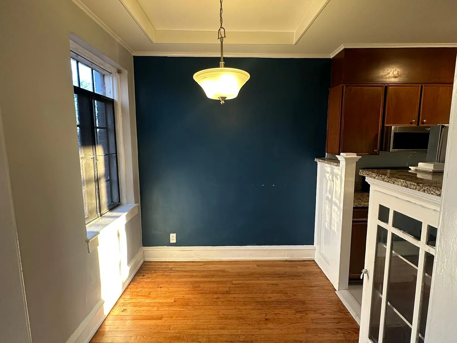 2 bed, 1250 sqft, $2,295 — Photo 2