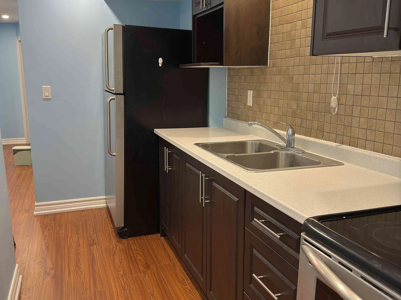 1 bed, $1,100 — Photo 2