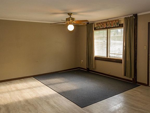 5th image of 1606 County Road 4150