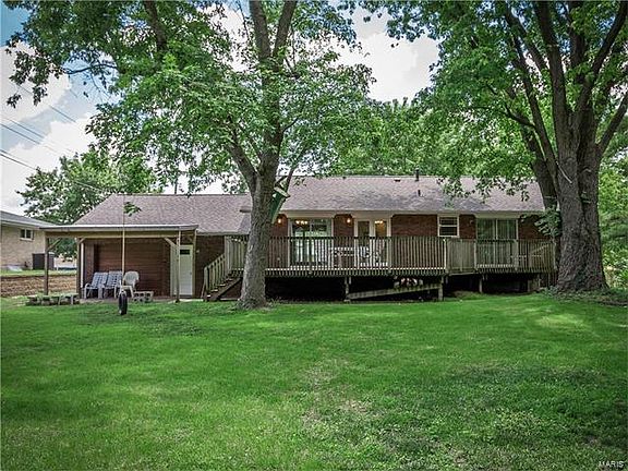 3rd image of 7 Weslake Dr